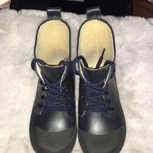 Gap boots